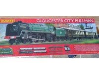 cheap oo gauge trains